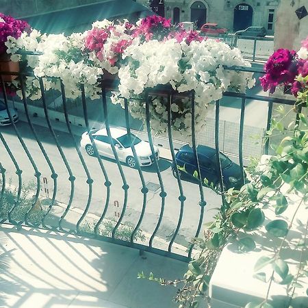 B&B Al Vecchio Borgo Barletta Exterior foto